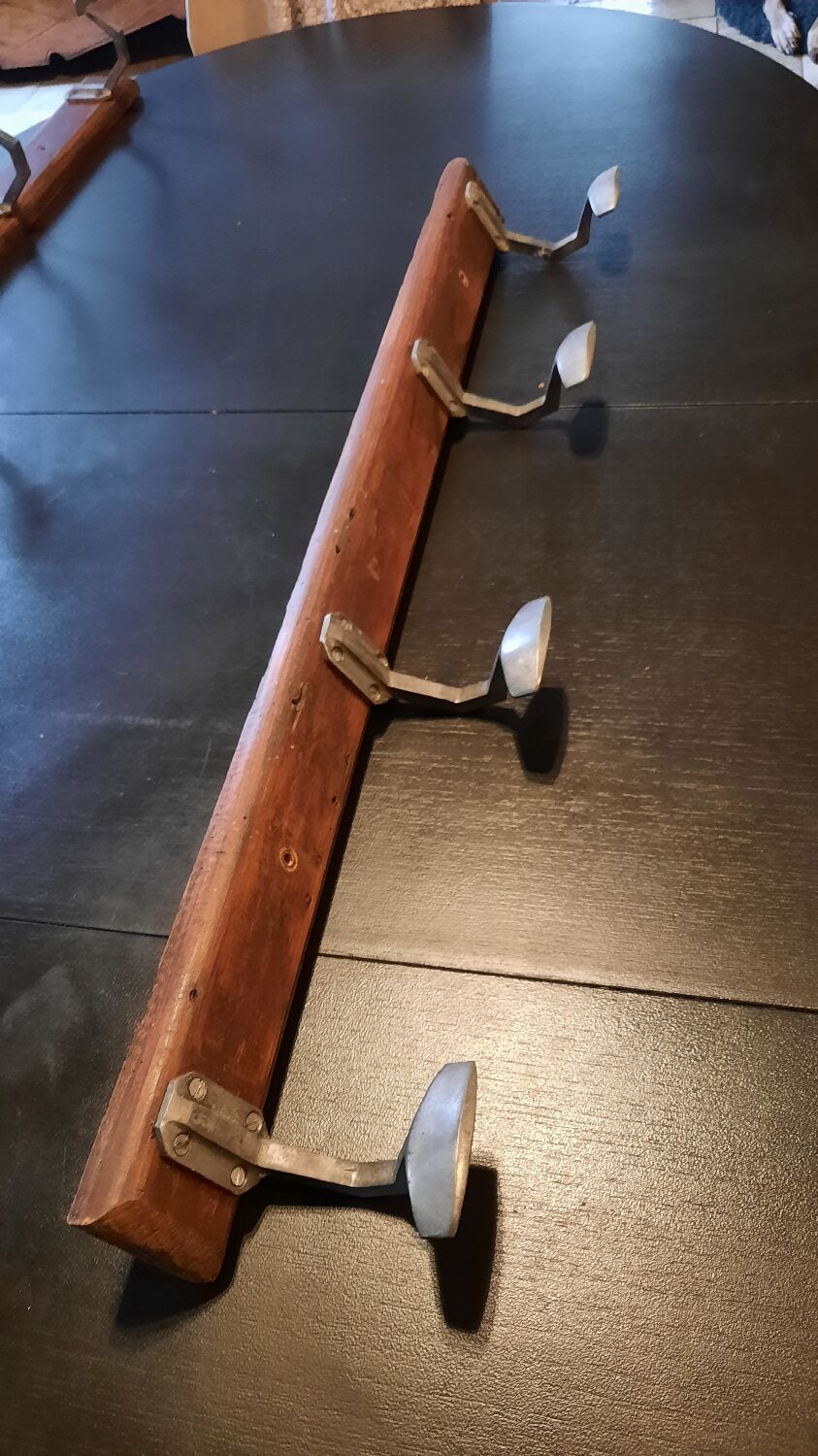 Wall-mounted coat rack 4 hooks