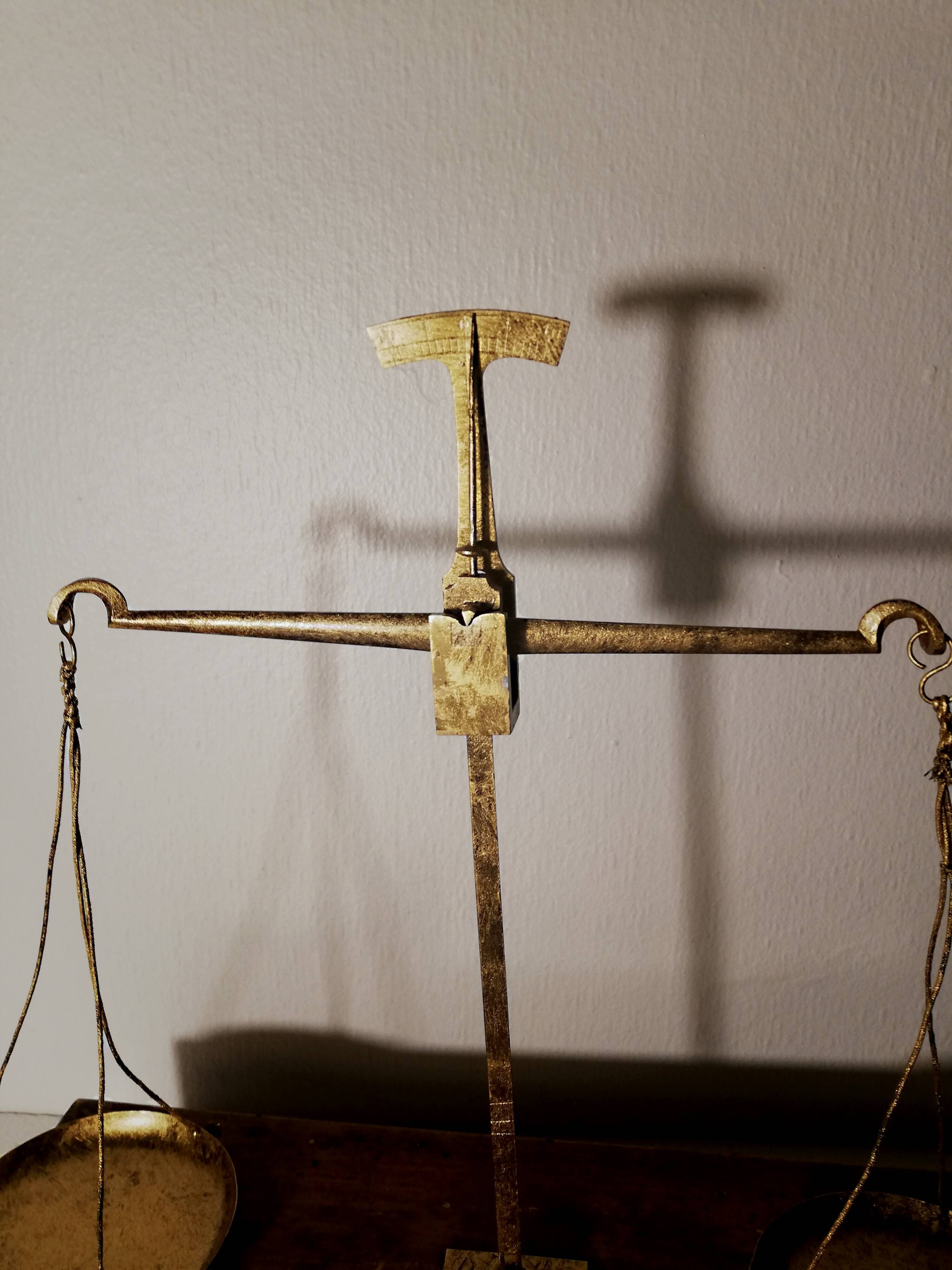 Libup on drawer stand