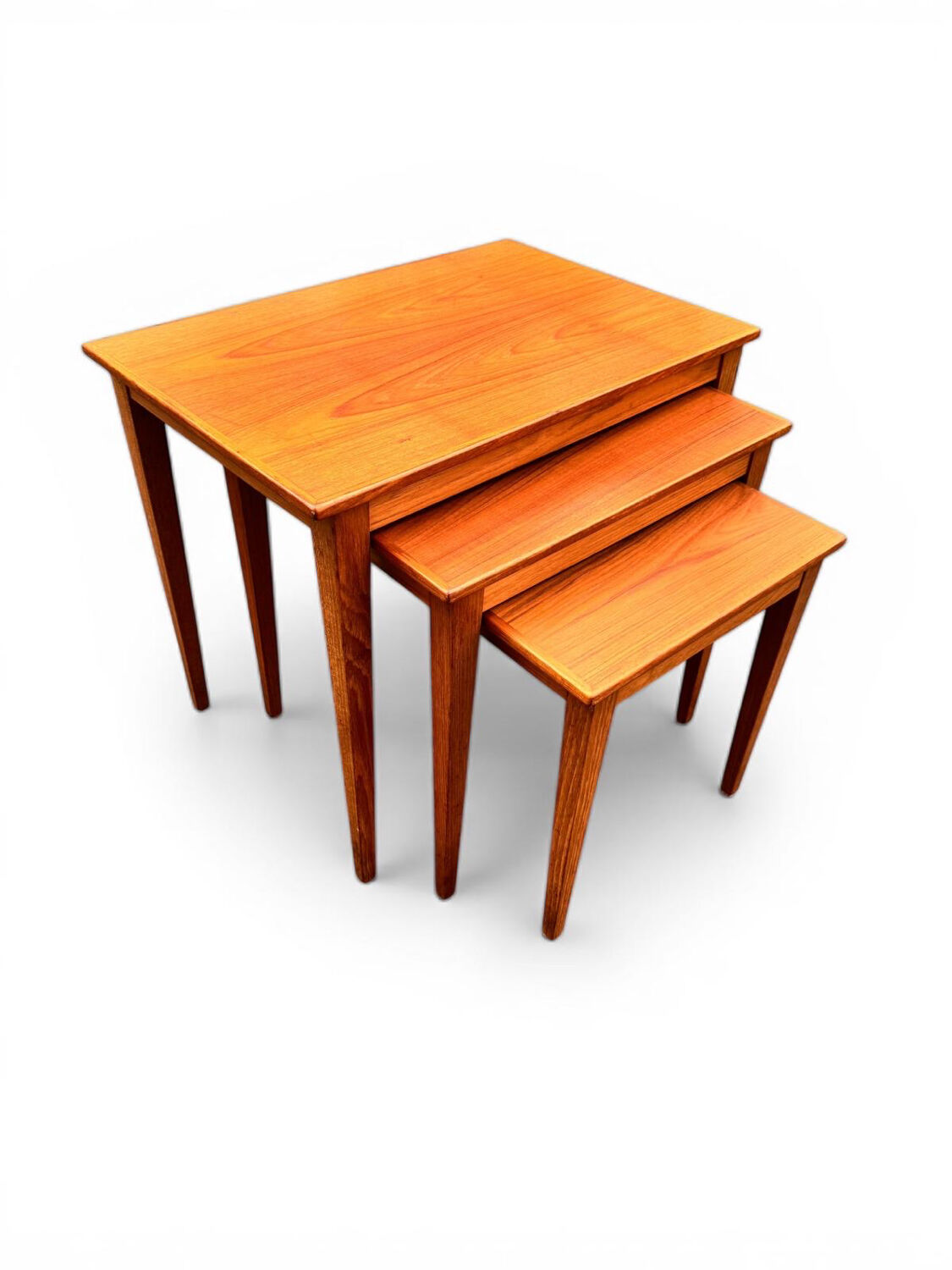 Tables gigognes scandinaves:  Kvalitet Funktion Form. Vintage 60’s