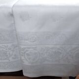 Party tablecloth - 2m30 x 5m30 - white damask monogrammed ct