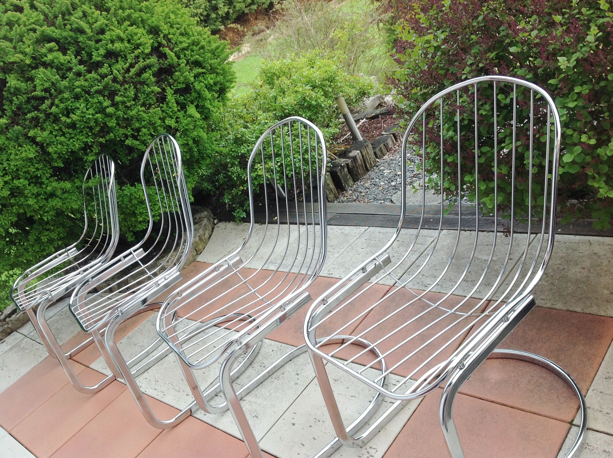 Set of four chrome metal wired chairs by Gastone Rinaldi / vintage 70s