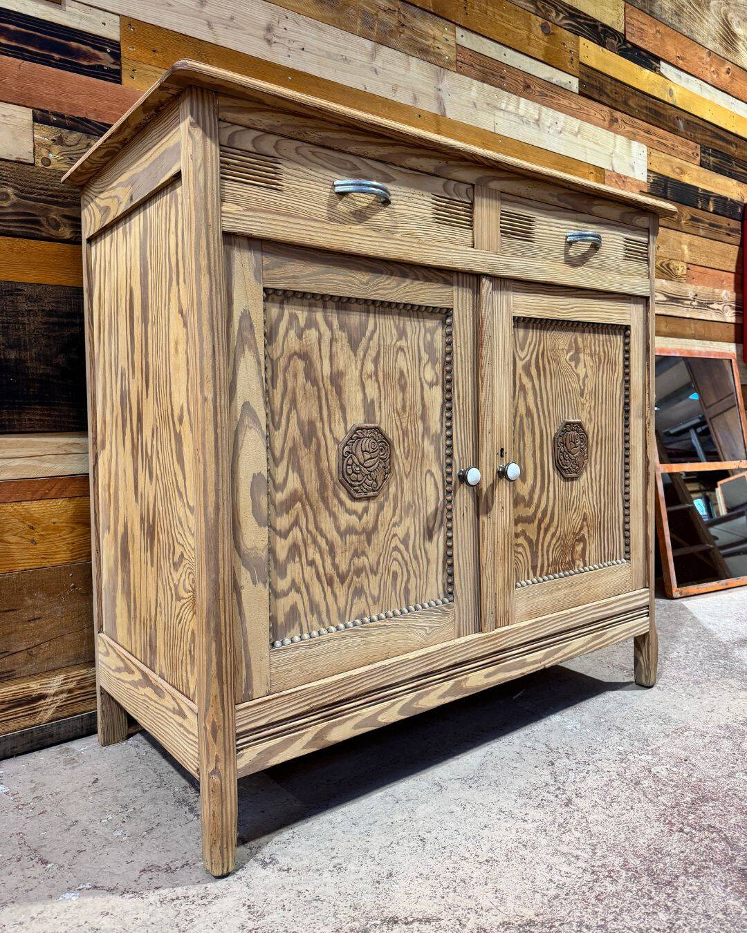 Small low buffet in pitch pine - 1940s - Sandblasted