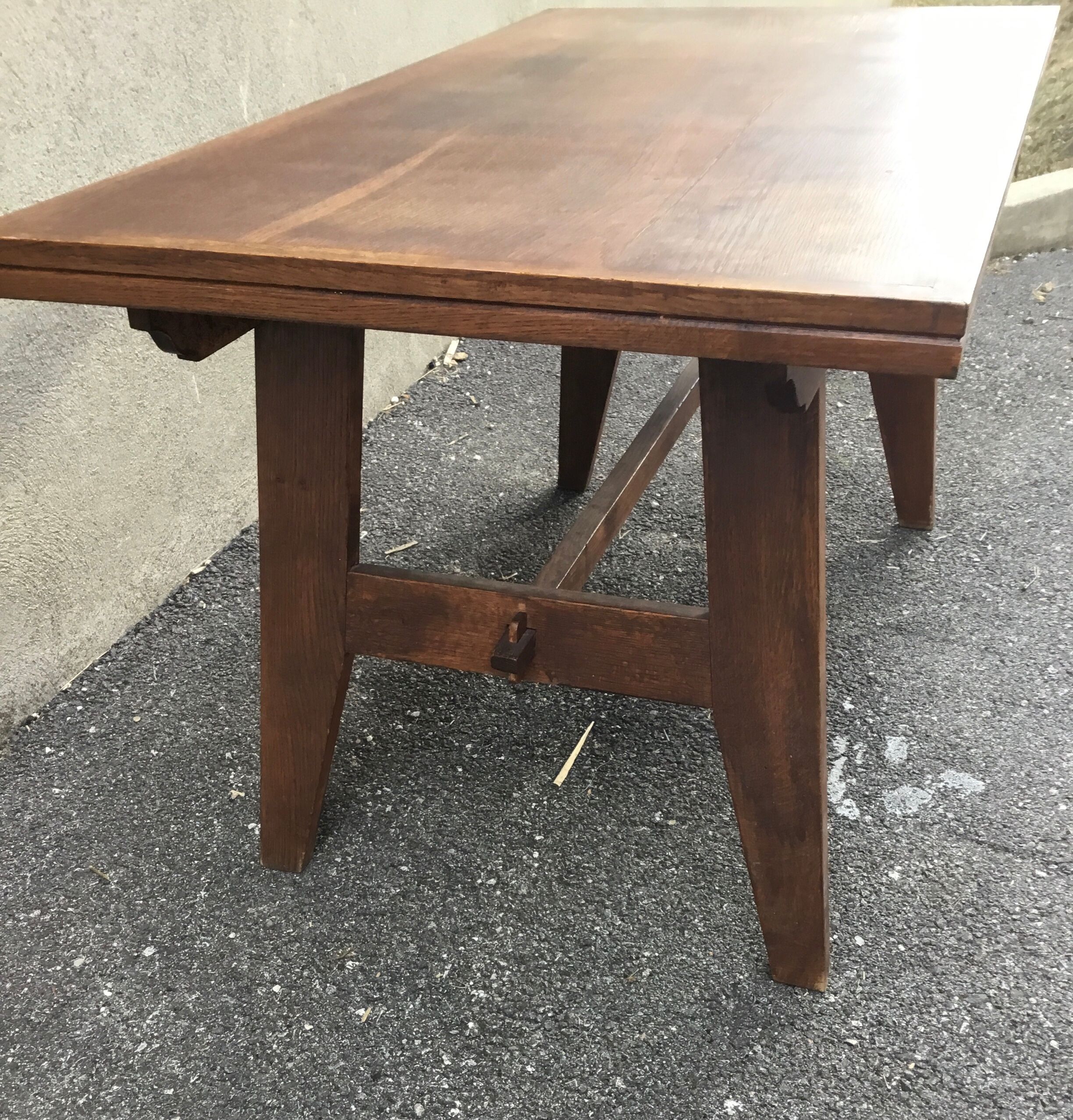 Table René Gabriel