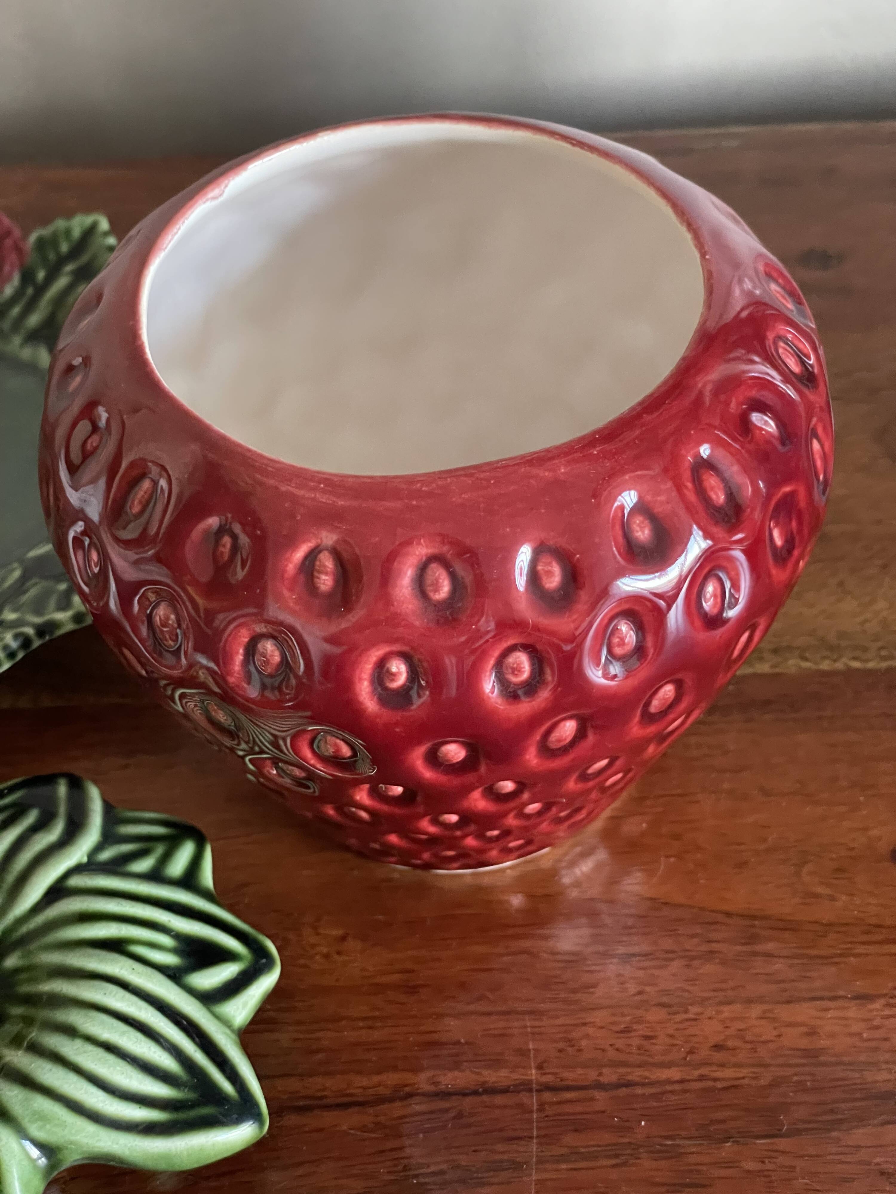 Olfaire strawberry jam pot