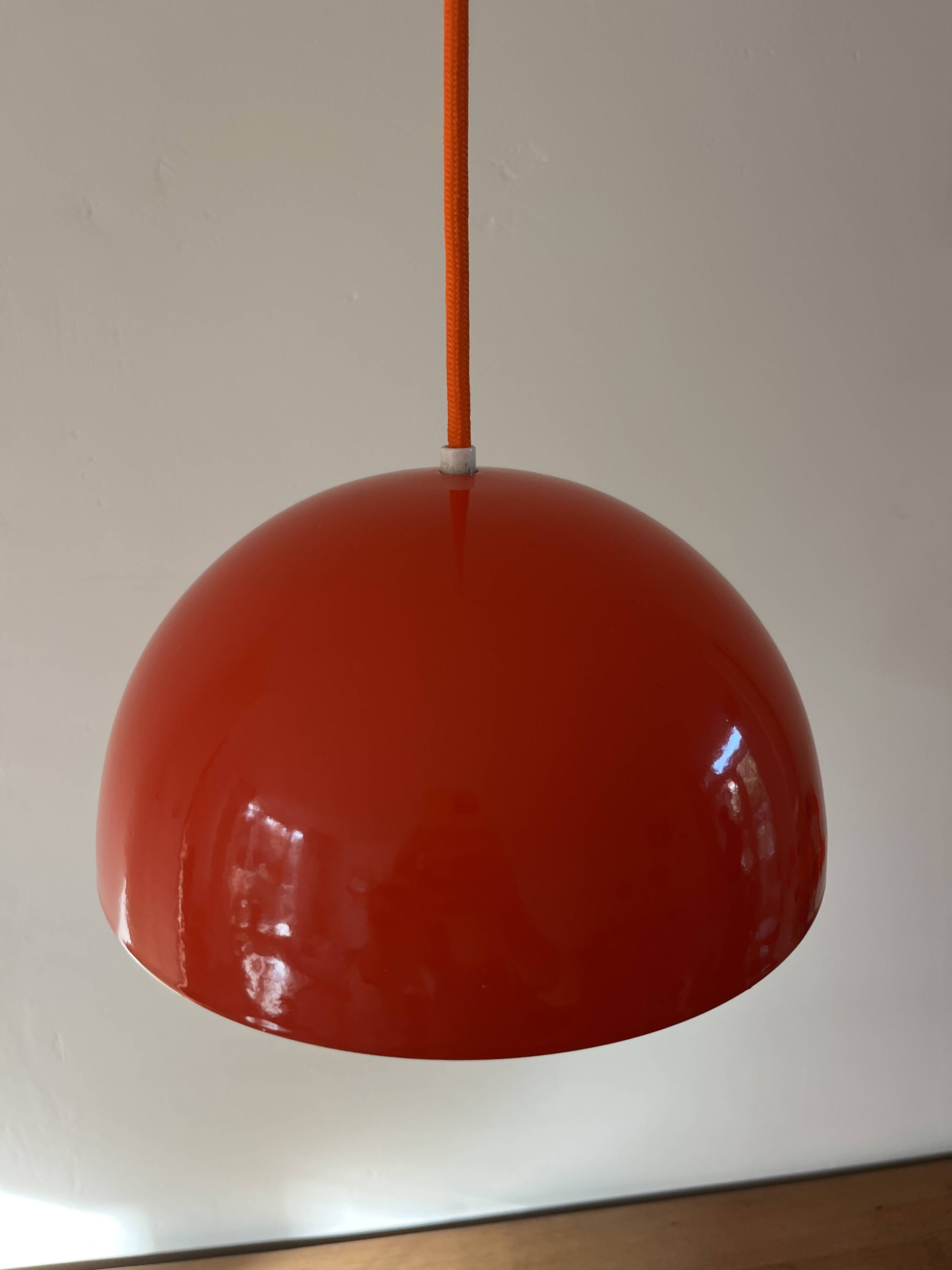 Vintage Louis Poulsen Flowerpot - Verner Panton - VP1 - Danish design lamp