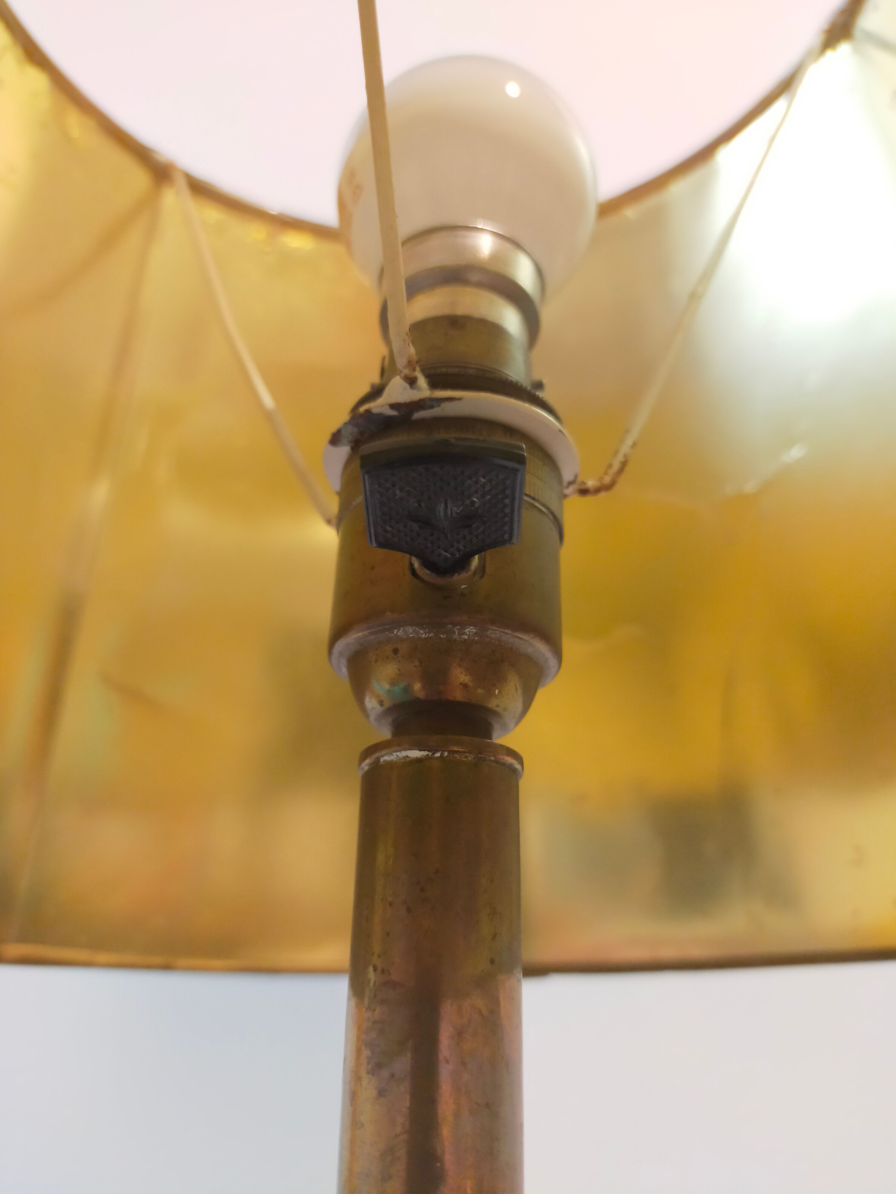 Lampadaire vintage en laiton