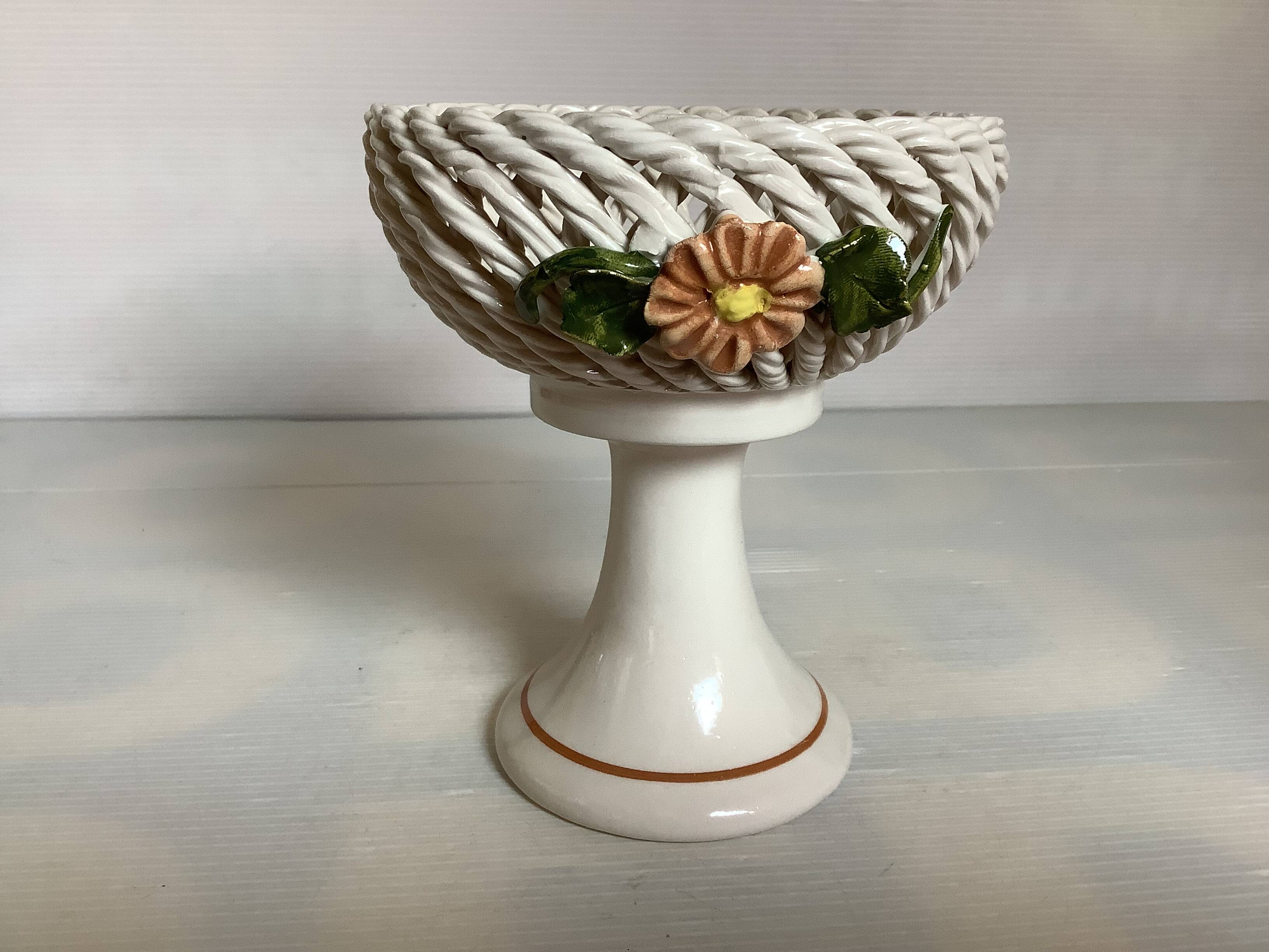 Braided ceramic ring pocket emptier