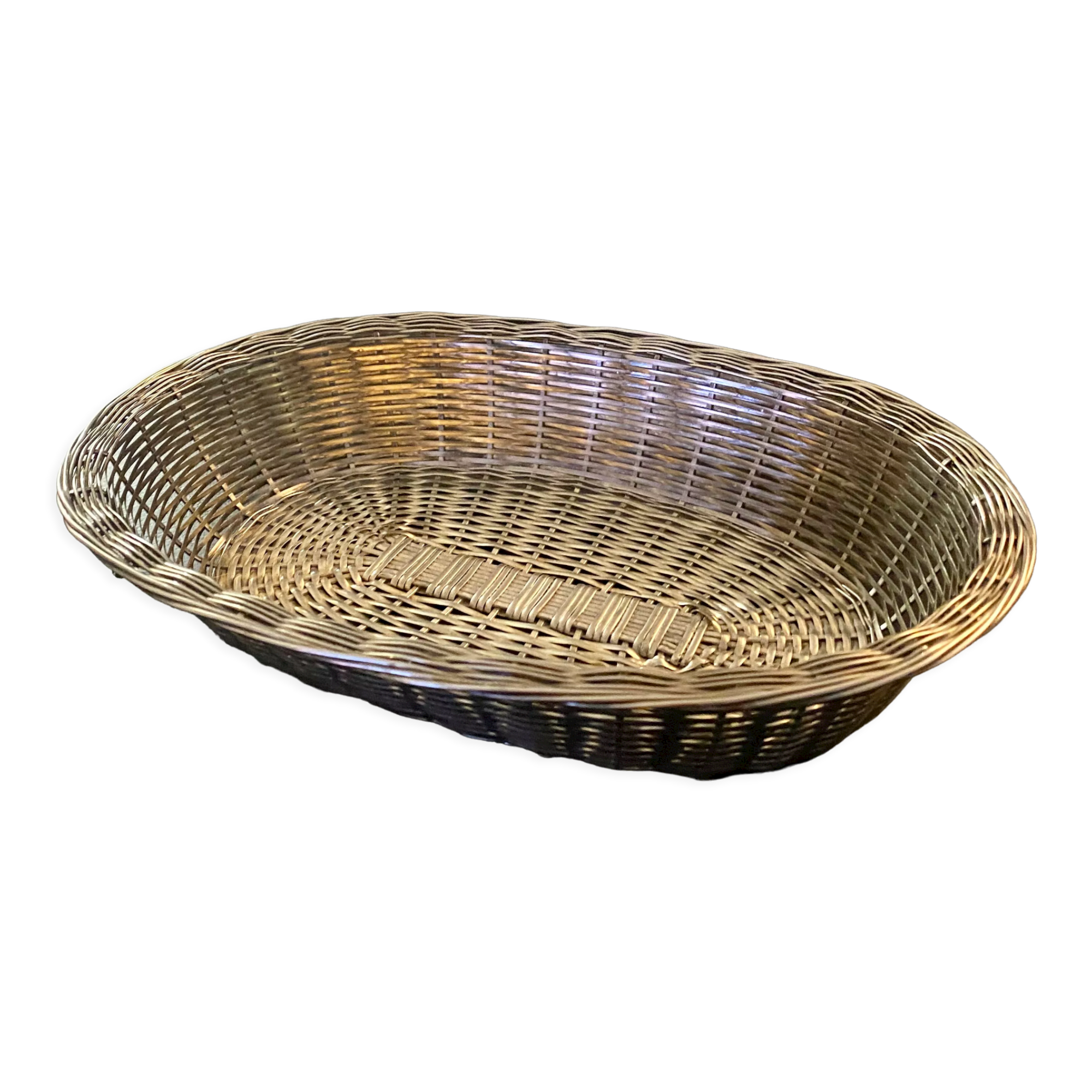 Silver metal breadbasket