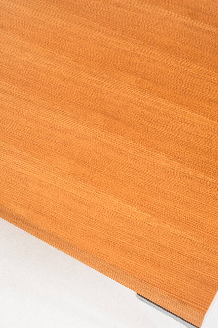 "Charles" coffee table. Oak wood. Antonio Citterio for B&B Italia.