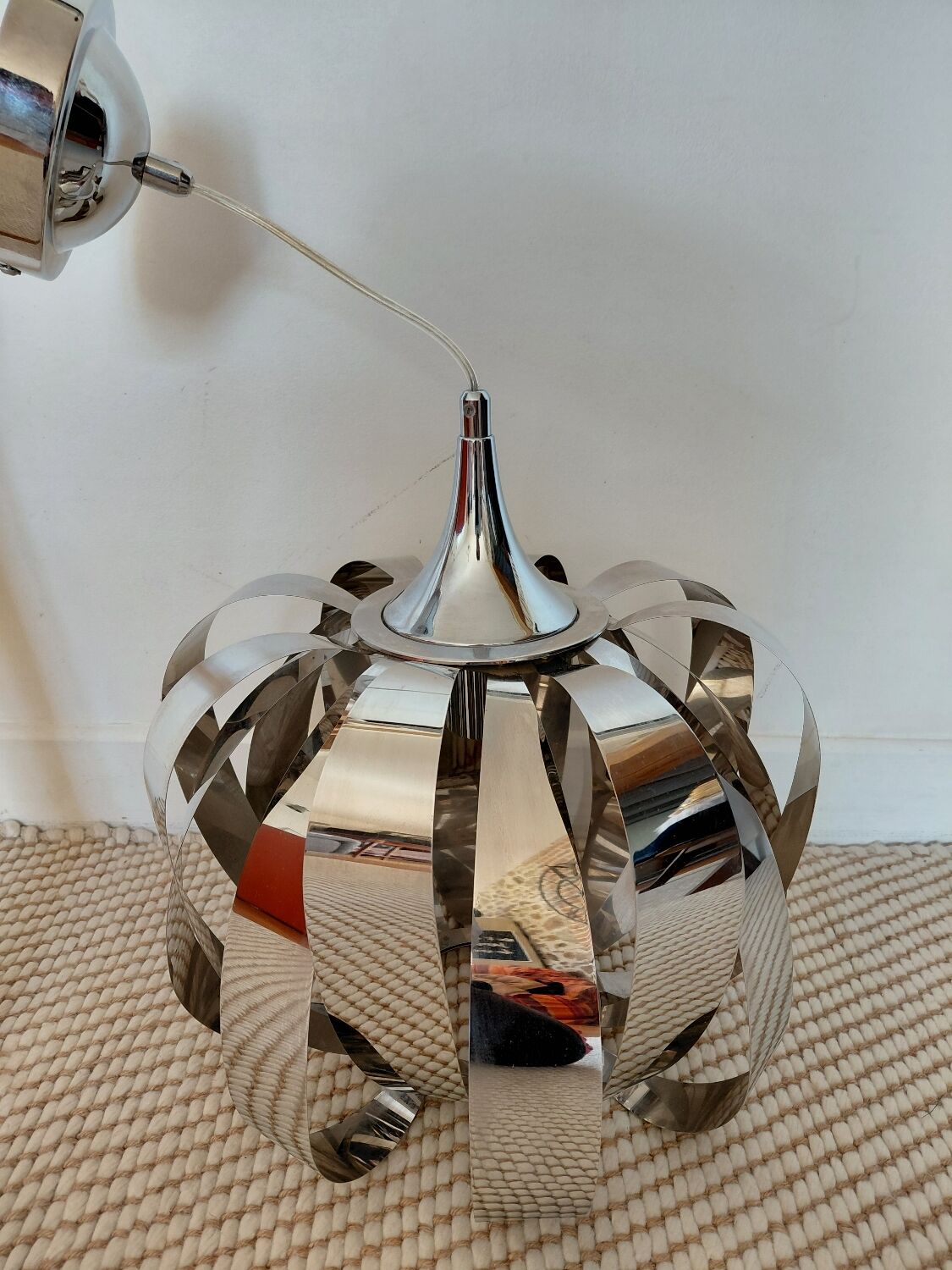 Chrome vintage suspension design space age - 1970s