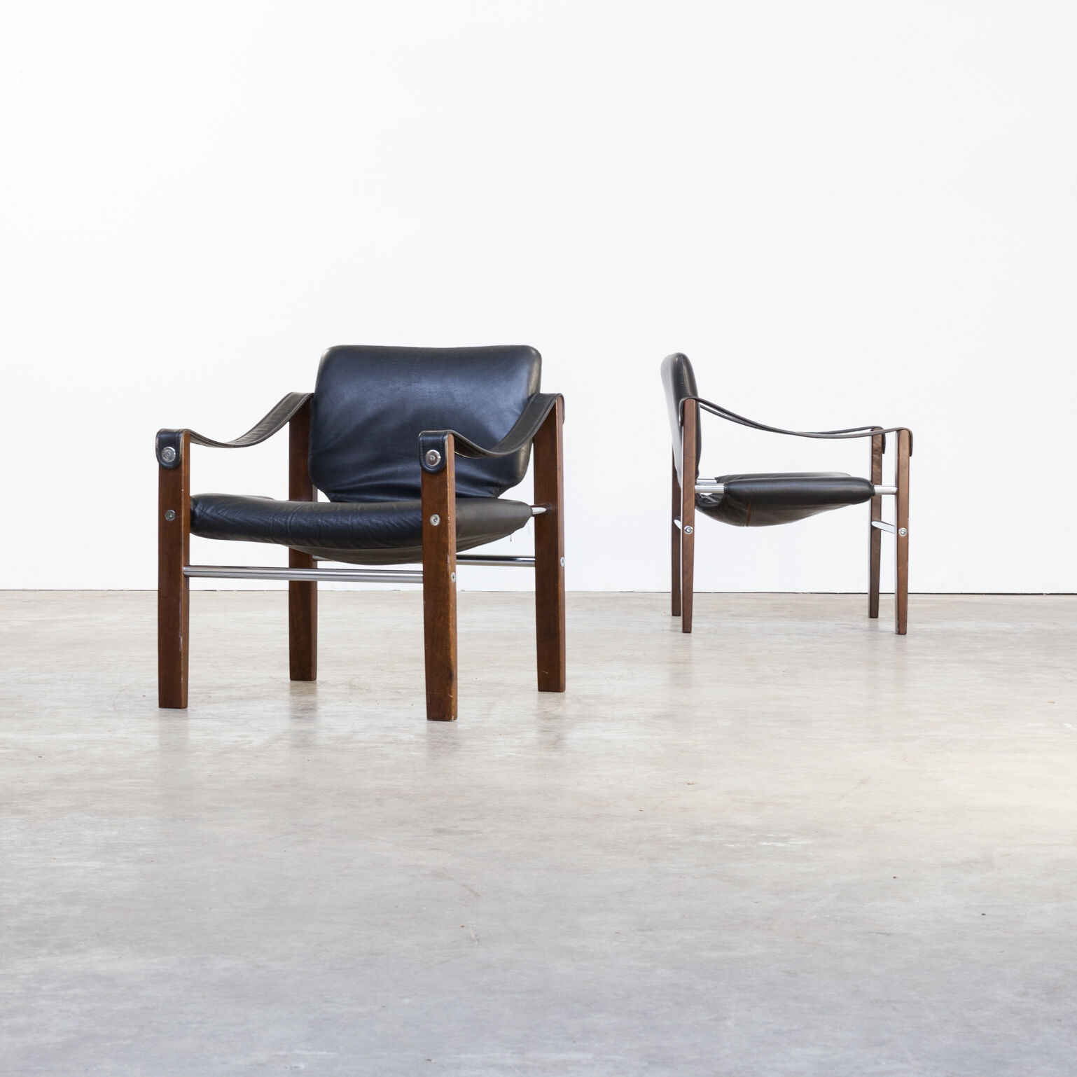 Set of 2 Maurice Burke ‘chelsea’ vintage black leather safari chairs for Pozza