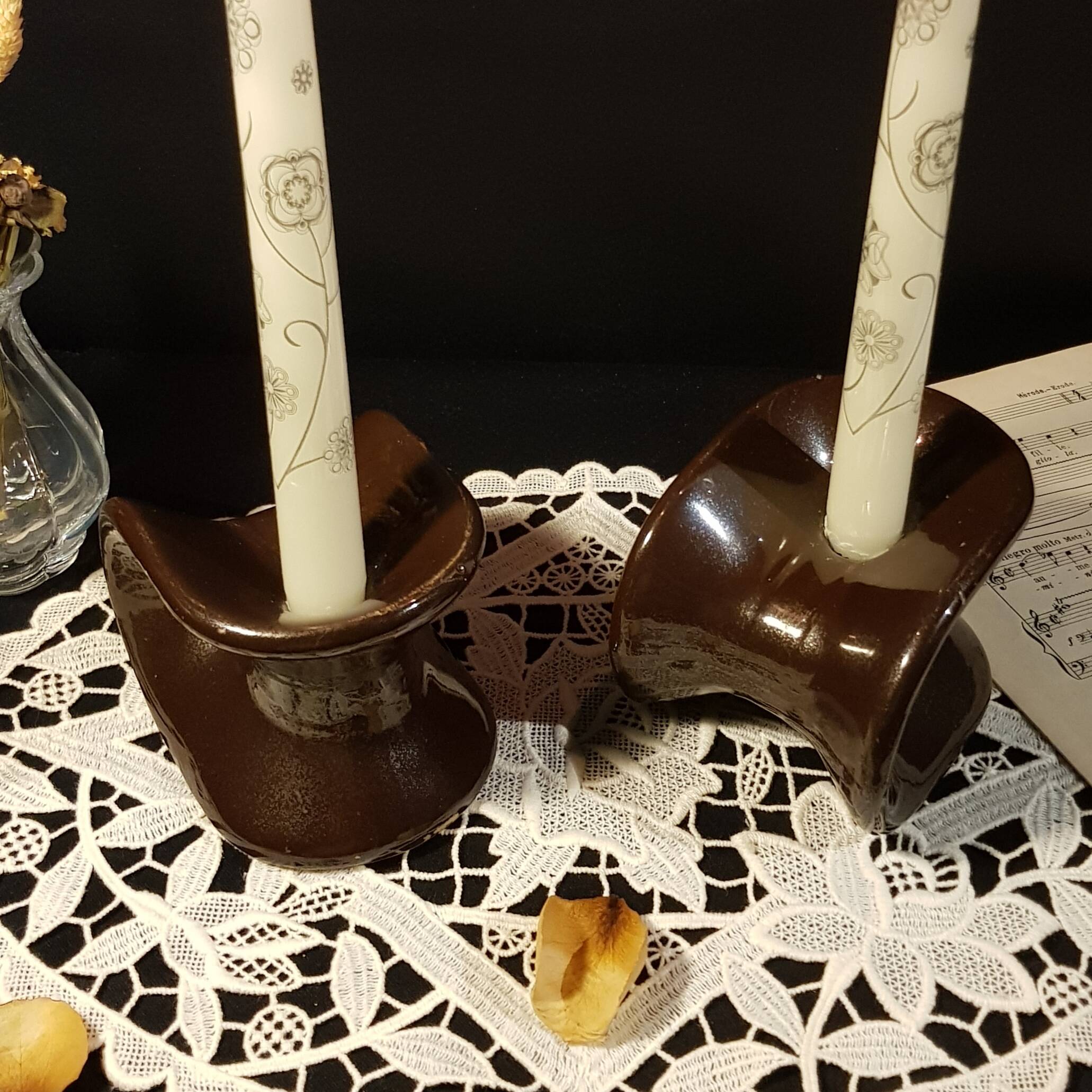 Duo of diverted candlesticks