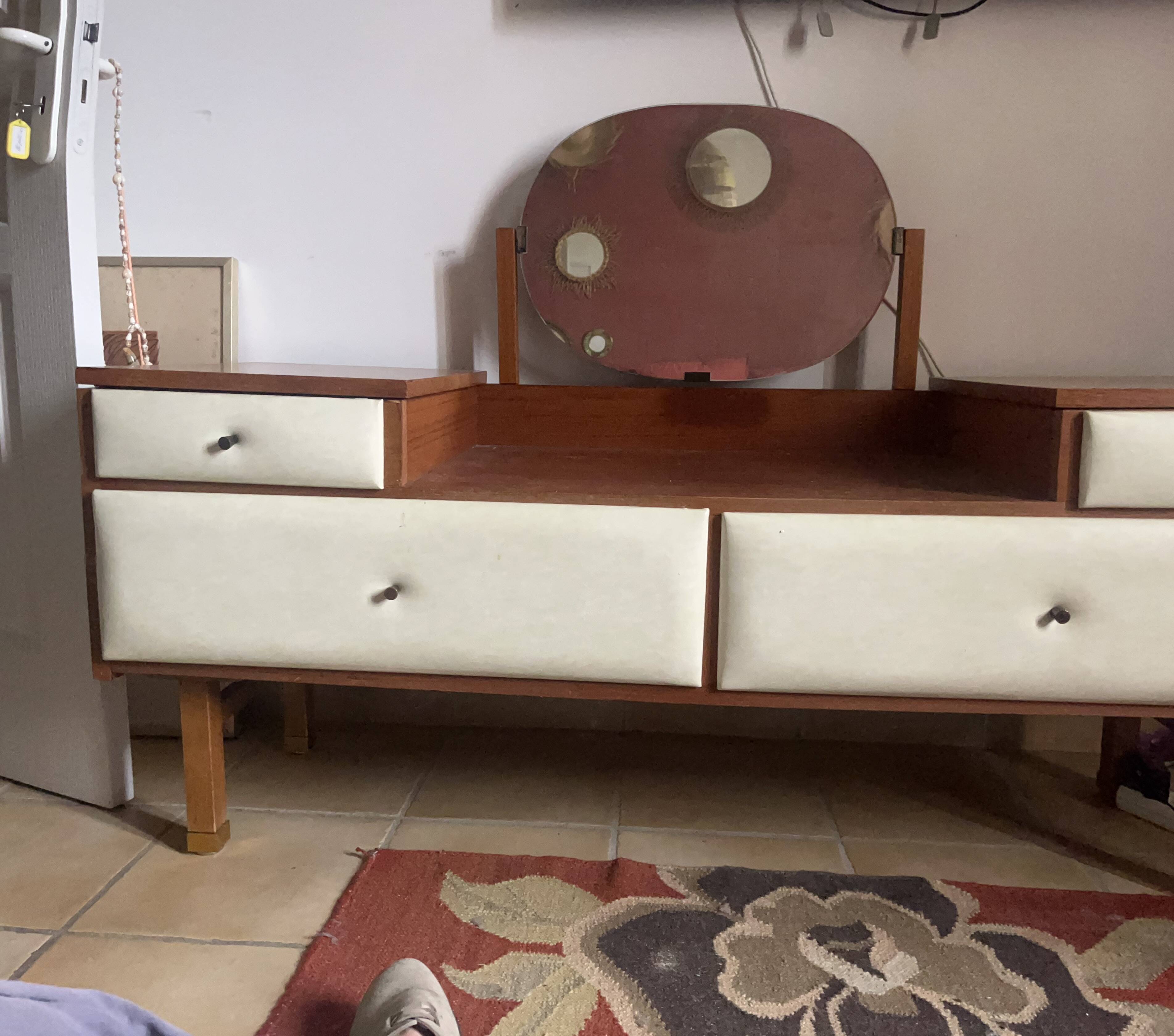 Coiffeuse en teck de Roger Landault des années 60