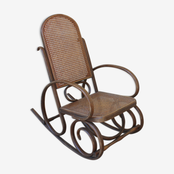 Rocking chair canné ancien