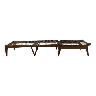 Midcentury french design fauteuil / day bed by George Tigien