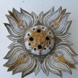 Dive white and gold ceramic flowers