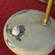 desk lamp 1950 to 60 pretty little model, with its traces of wear please