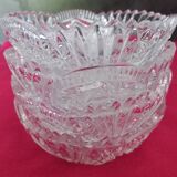 4 chiseled molded glass dessert bowls