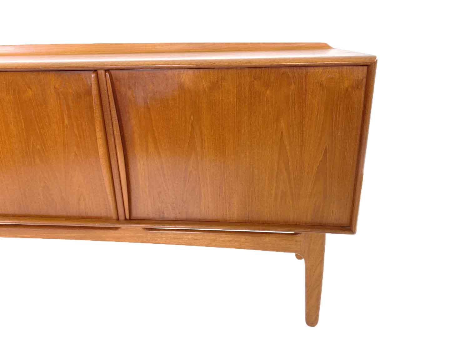 Vintage danish sideboard by svend åge madsen for k. knudsen & søn, 1960s