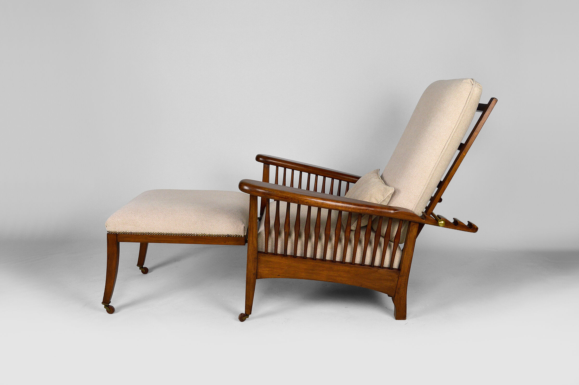 Morris Arts & Crafts armchair, United Kingdom, circa 1900