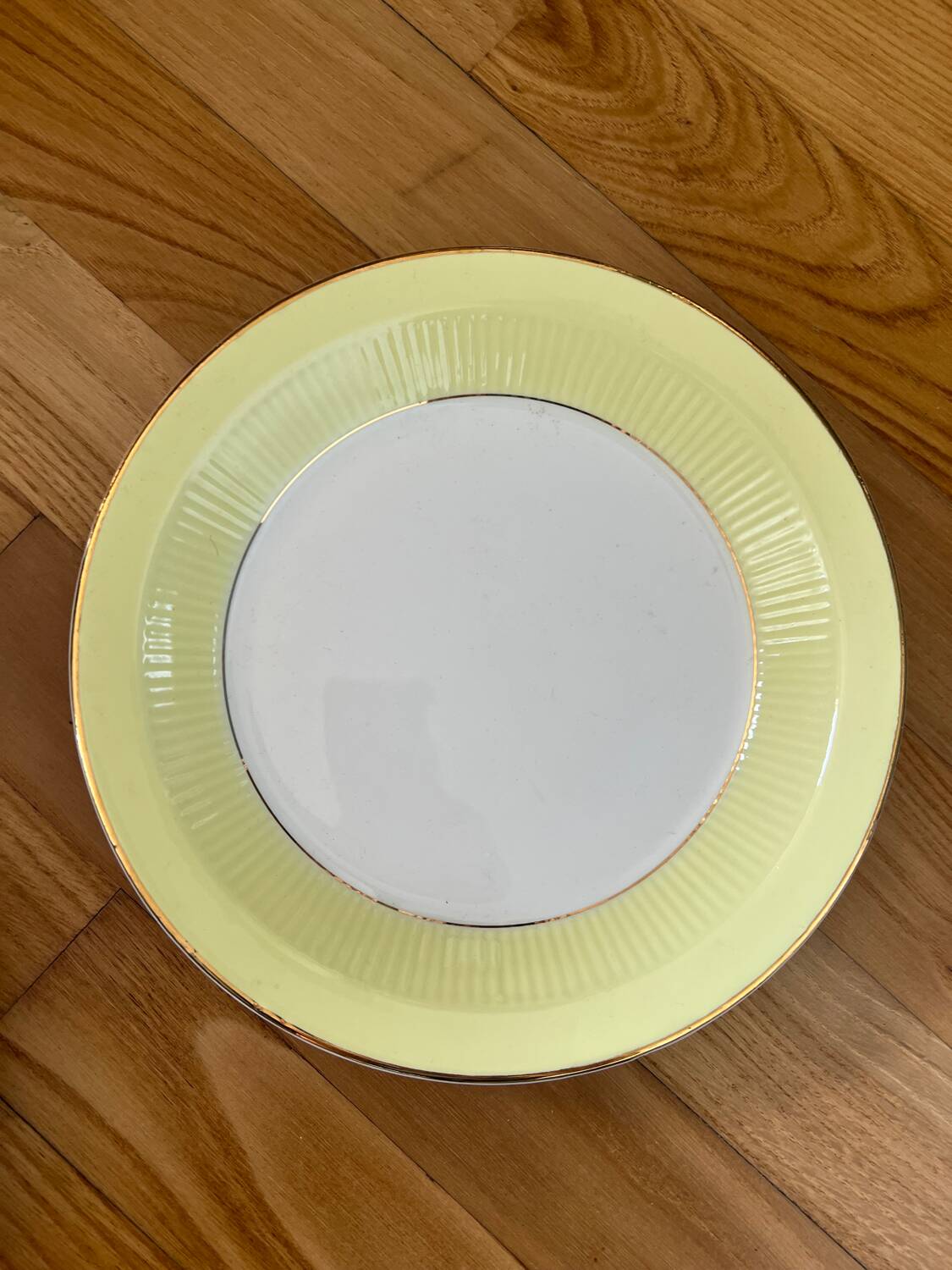 Yellow Moulin des Loups soup plates