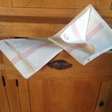 Pair of linen cloth towels