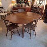 Table à repas de style scandinave en teck
