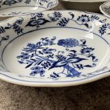 Porcelain service from the 70s