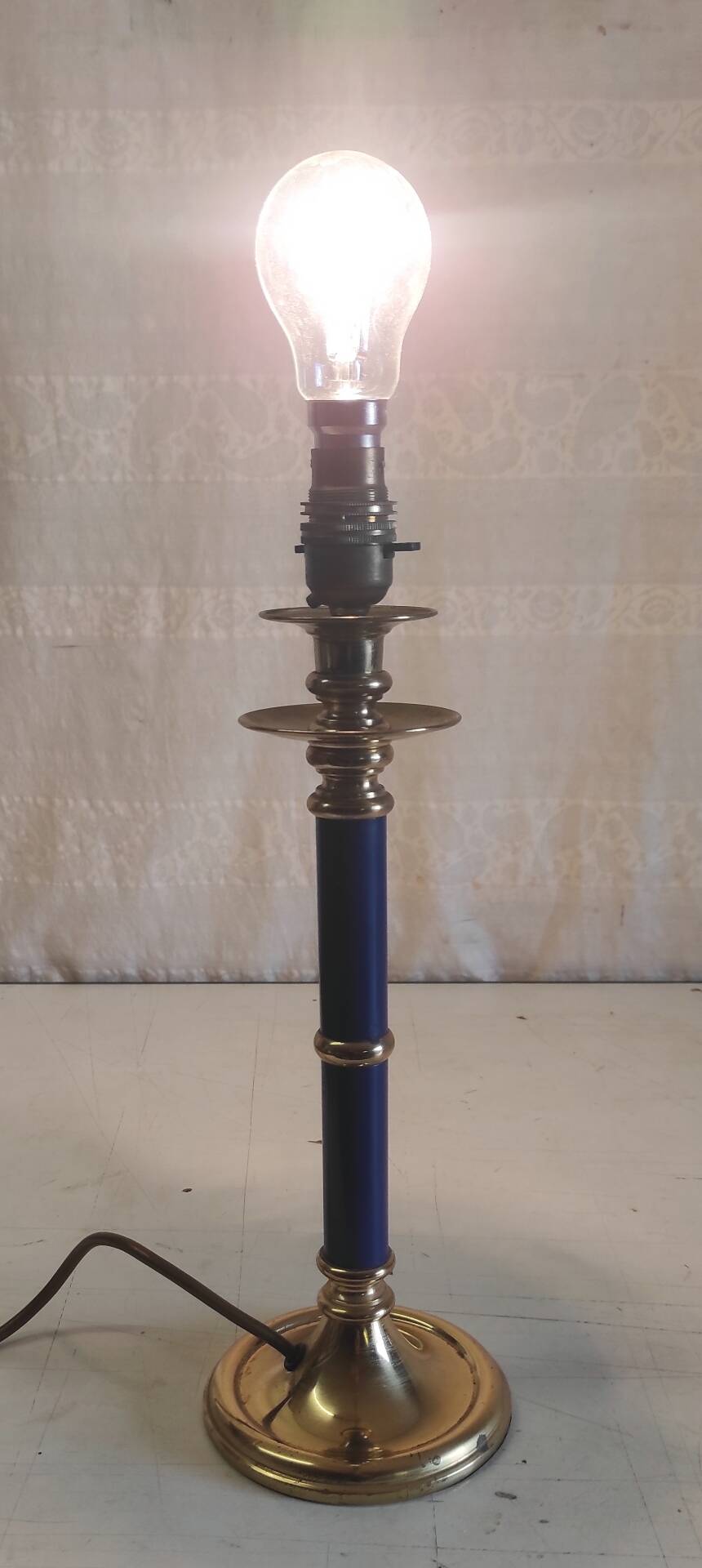 English table lamp base in brass - mid 20th century
