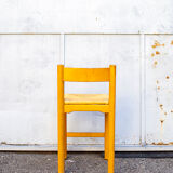 Four wooden and straw stools 70