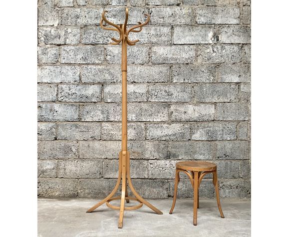 Vintage Baumann parrot coat holder