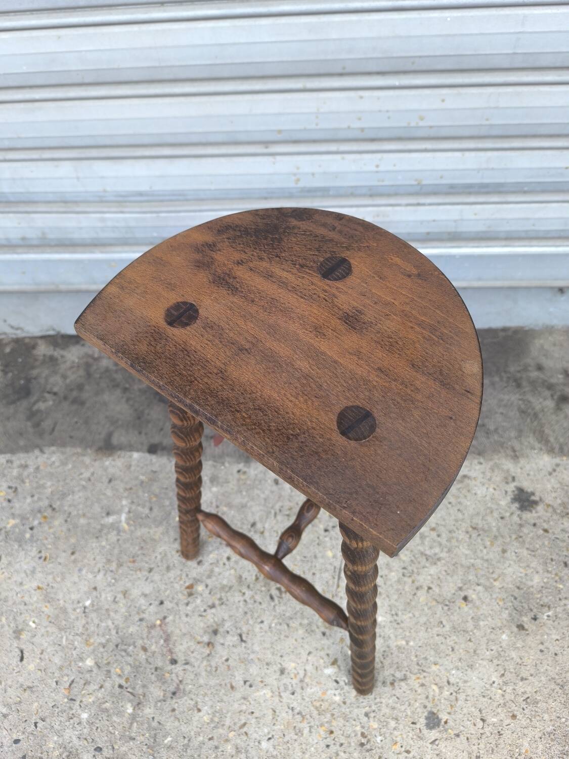 Tripod stool