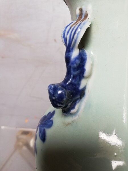 Vase celadon enamel white and blue chinese porcelain 19th