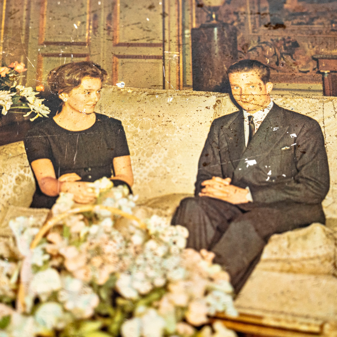 Delacre Albert and Paola cookie box