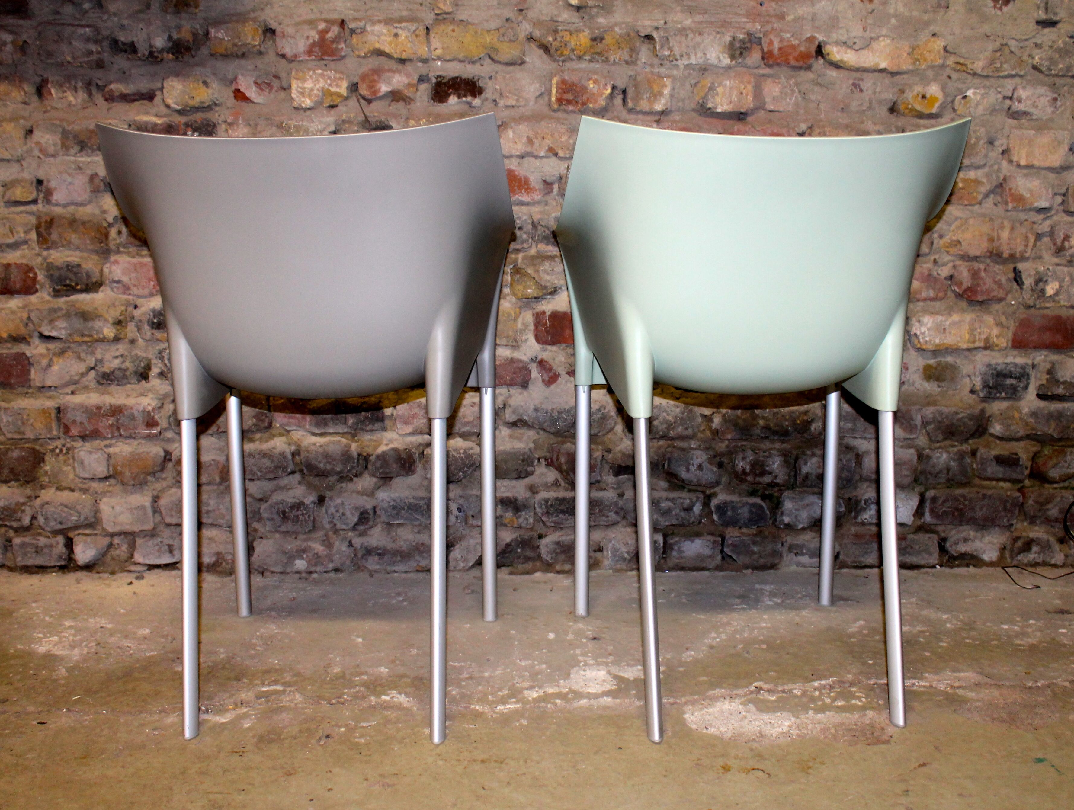 Paire de fauteuils Dr No par P.Starck ed.Kartell