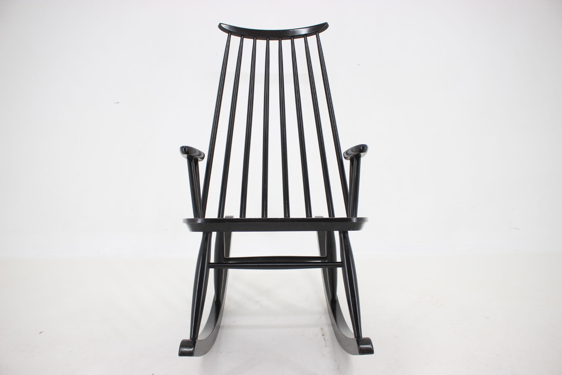 1960s Varjosen Puunjalostus beech rocking chair, Finland