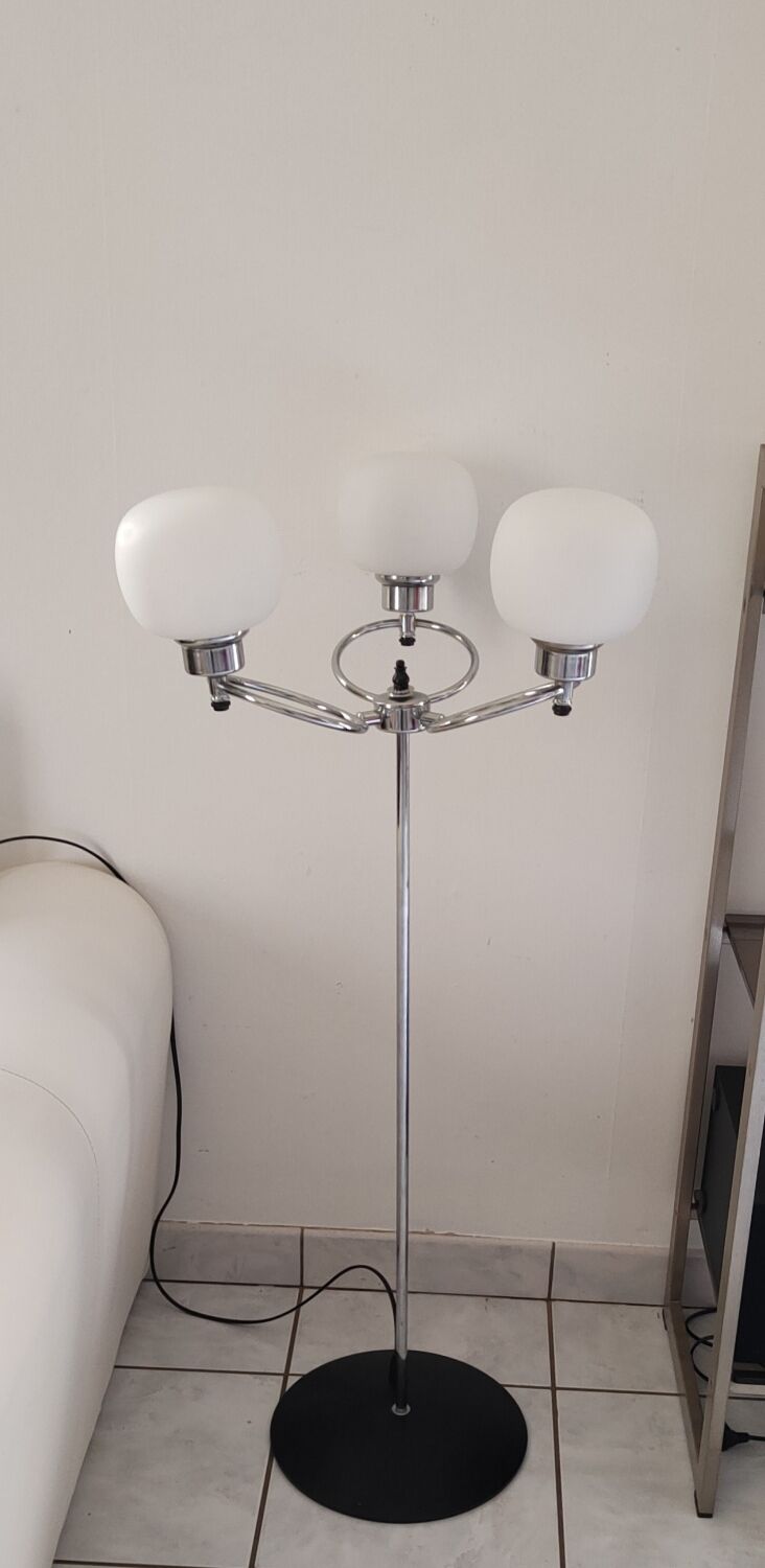 Minimalist floor lamp 1970