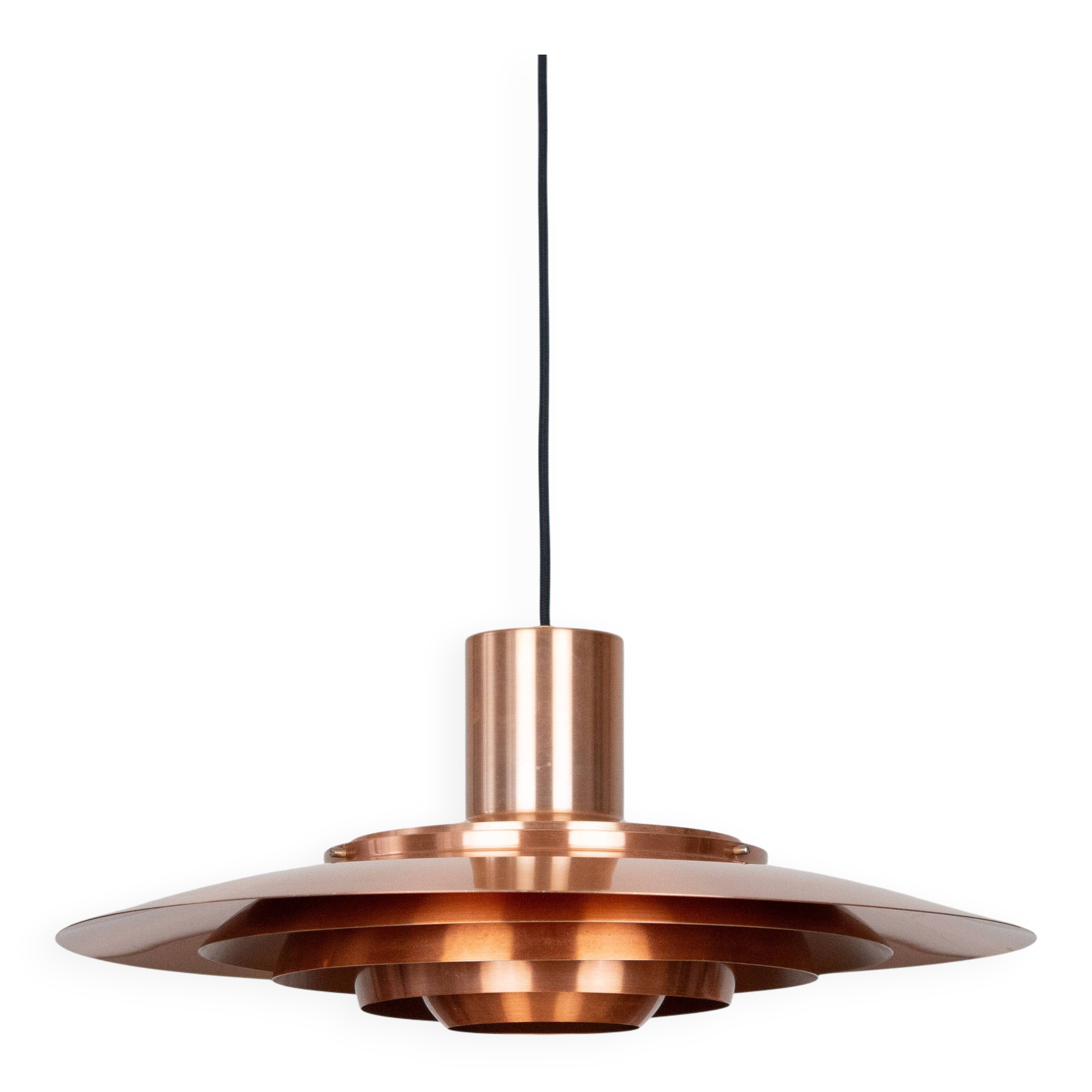 Danish vintage P376 pendant lamp by Fabricius and Kastholm. Nordisk Solar,