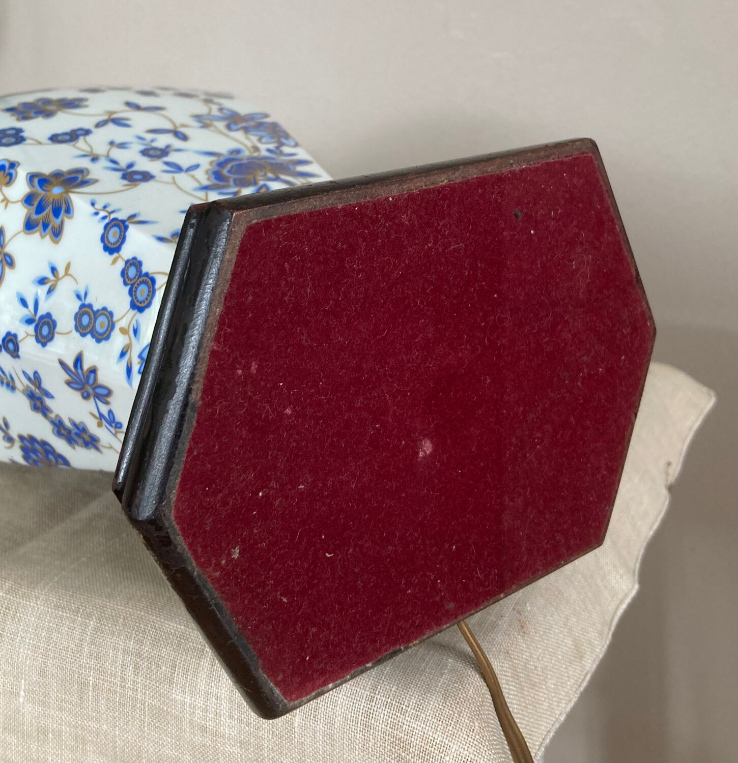 Porcelain living lamp nineteenth handmade decorations, double lighting