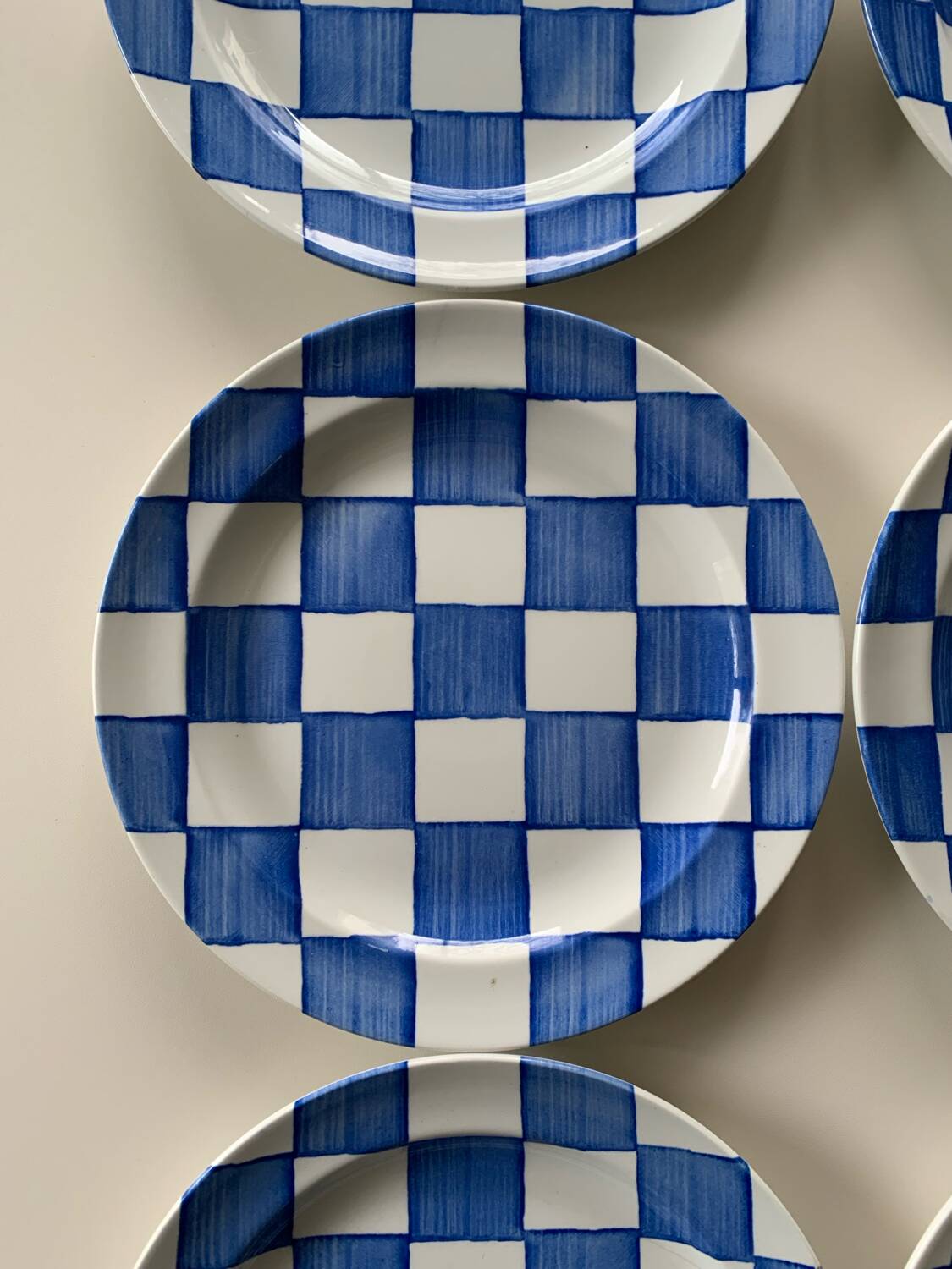 Habitat 90' dinner plates