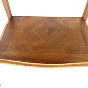 Table d’appoint marquetée de style Louis XV – vers 1900
