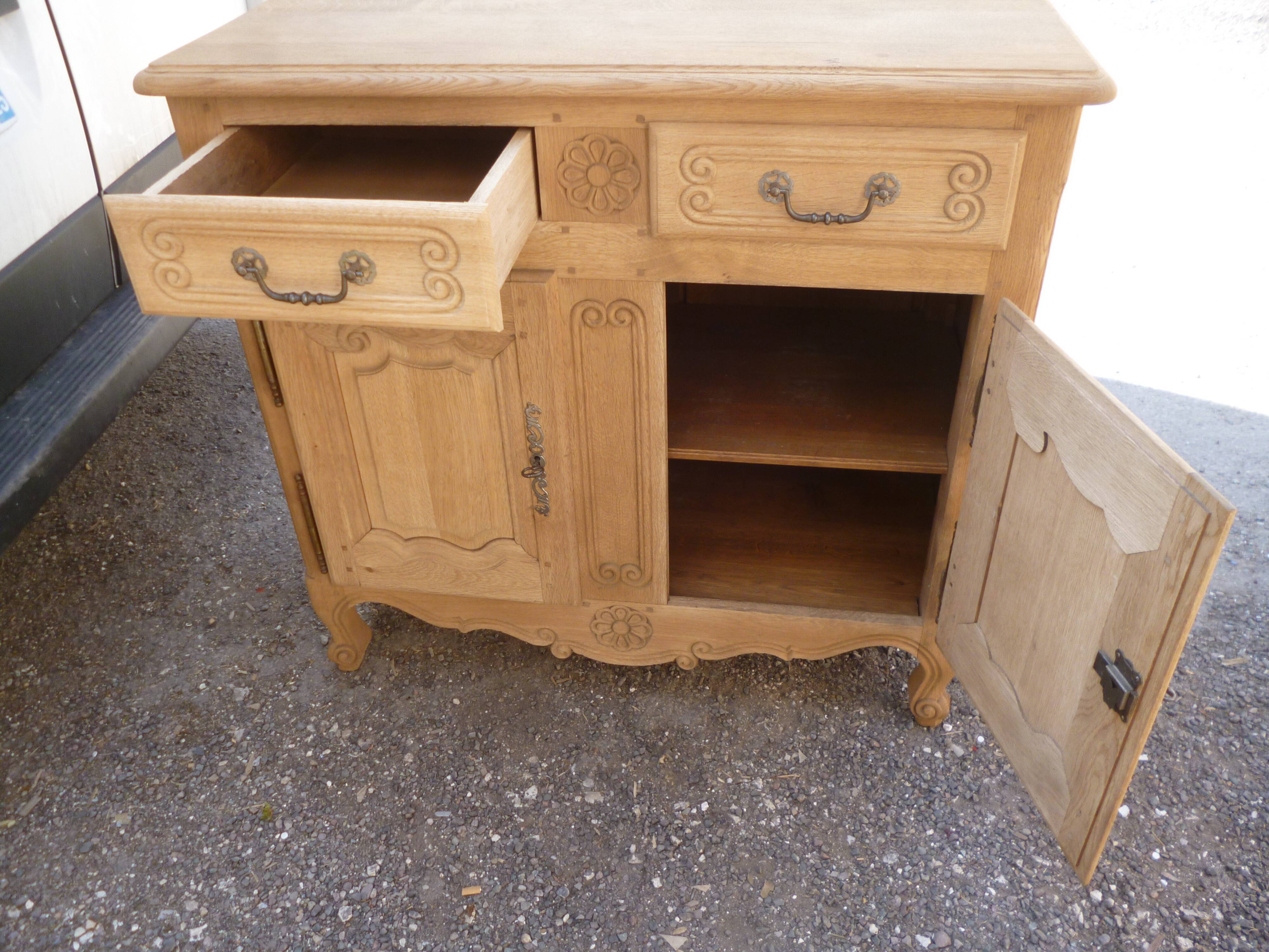 Bahut Louis XV stripped