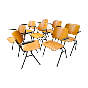 Lot de 8 fauteuils d’école
