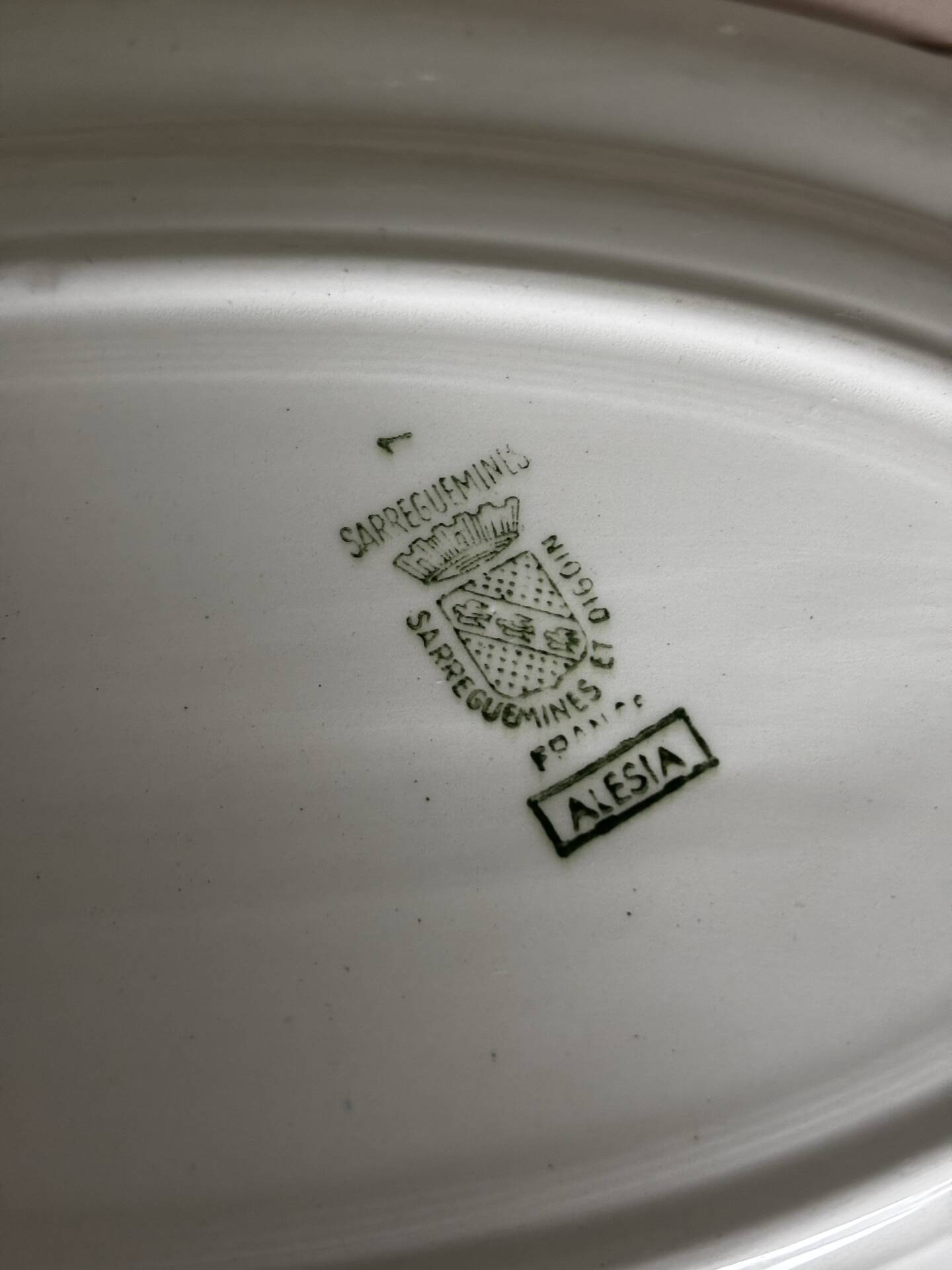 Antique oval serving dish, Sarreguemines Alesia earthenware.