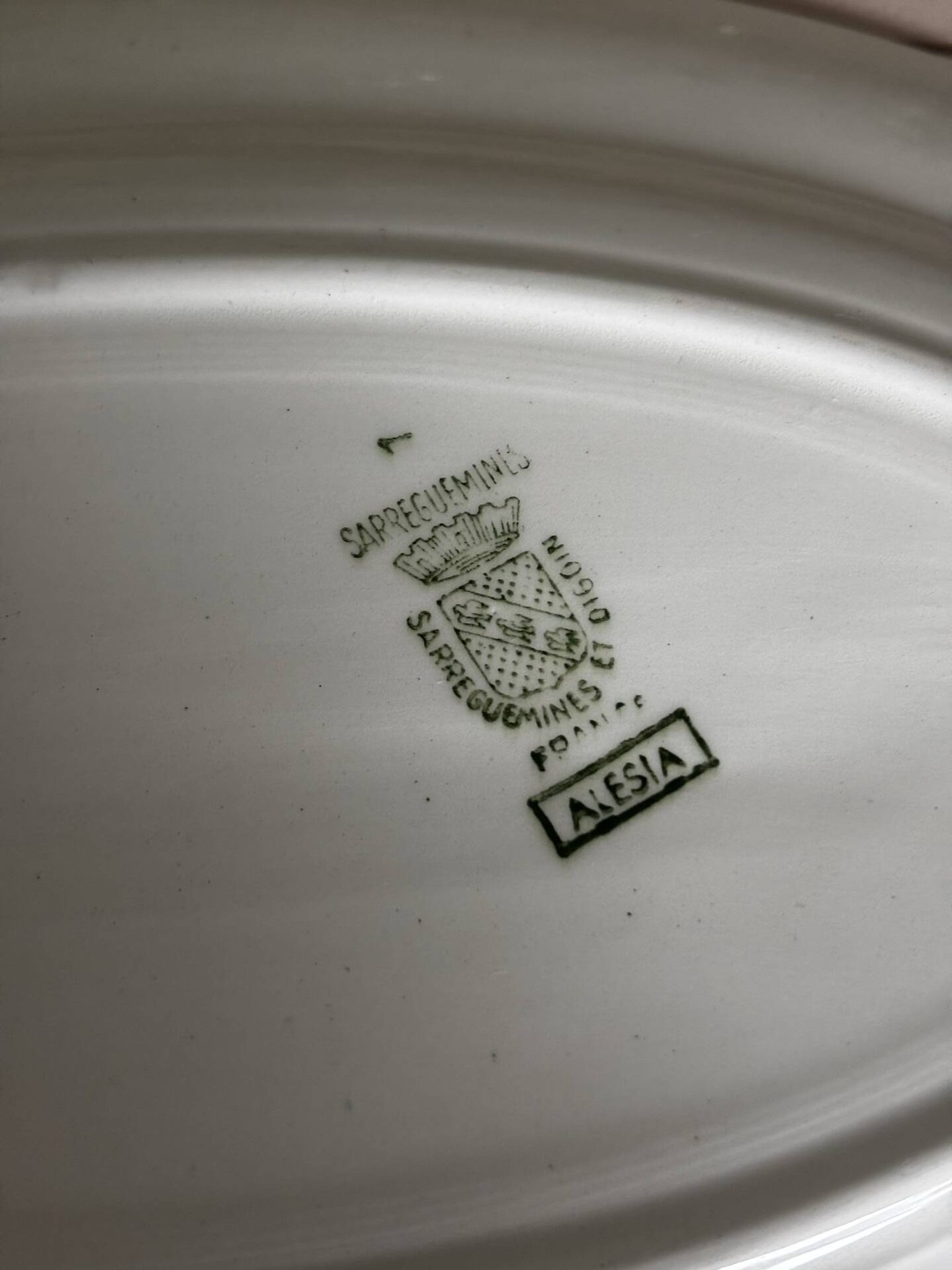 Ancien plat de service ovale faïence Sarreguemines Alesia