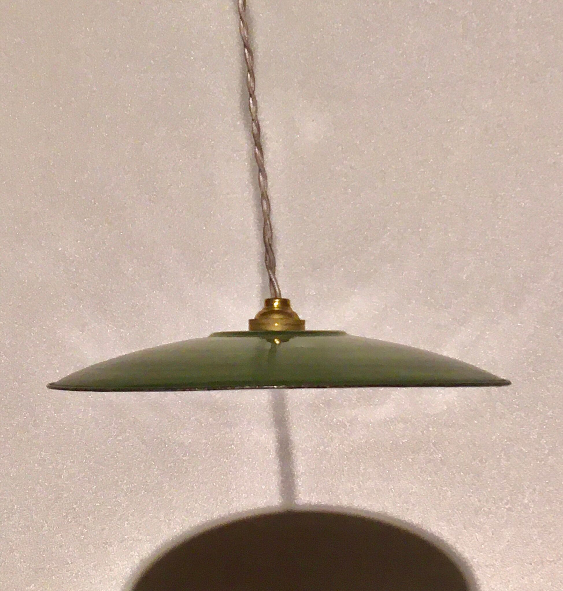 Industrial hanging lamp with green and white enamelled tin blinds