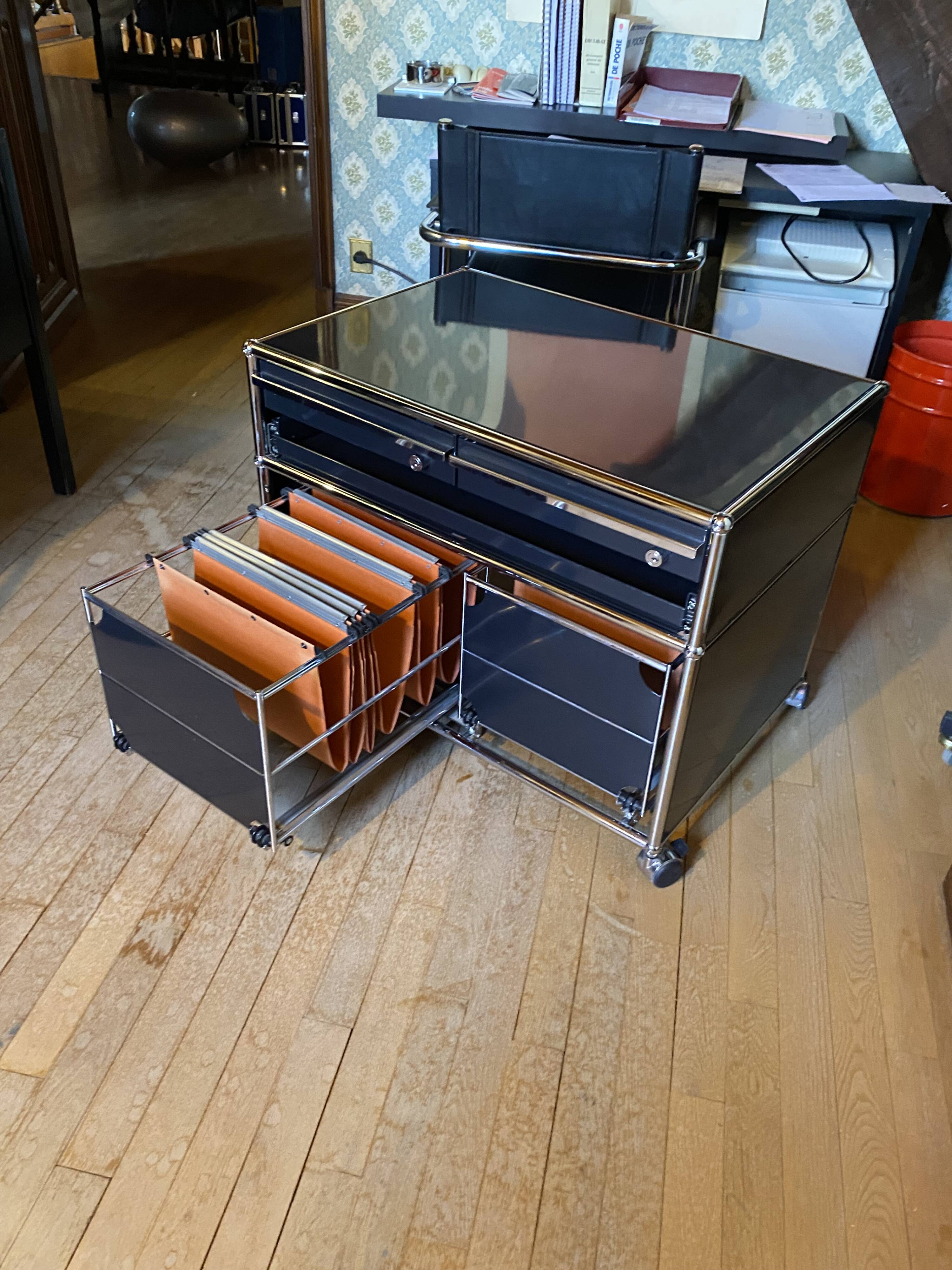 Desserte de bureau USM Haller