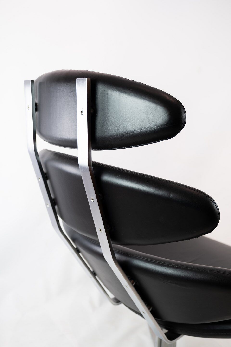 Fauteuil corona modèle EJ 5, conçu par Poul M. Volther en 1964