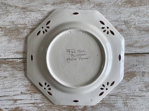 Antique plate with hand-painted floral decoration - Farandol - 29 cm - pink