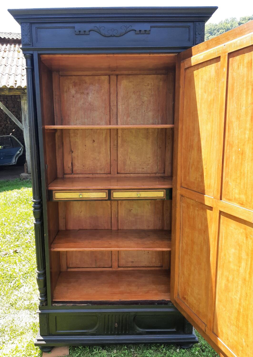 Dressmaker's cabinet with beveled triptych mirrors. (Mirror cabinet)